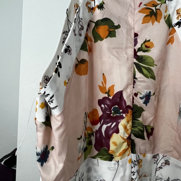 Floral Print Halter Dress with Raffles Detail - Size L - Picture 4 of 10